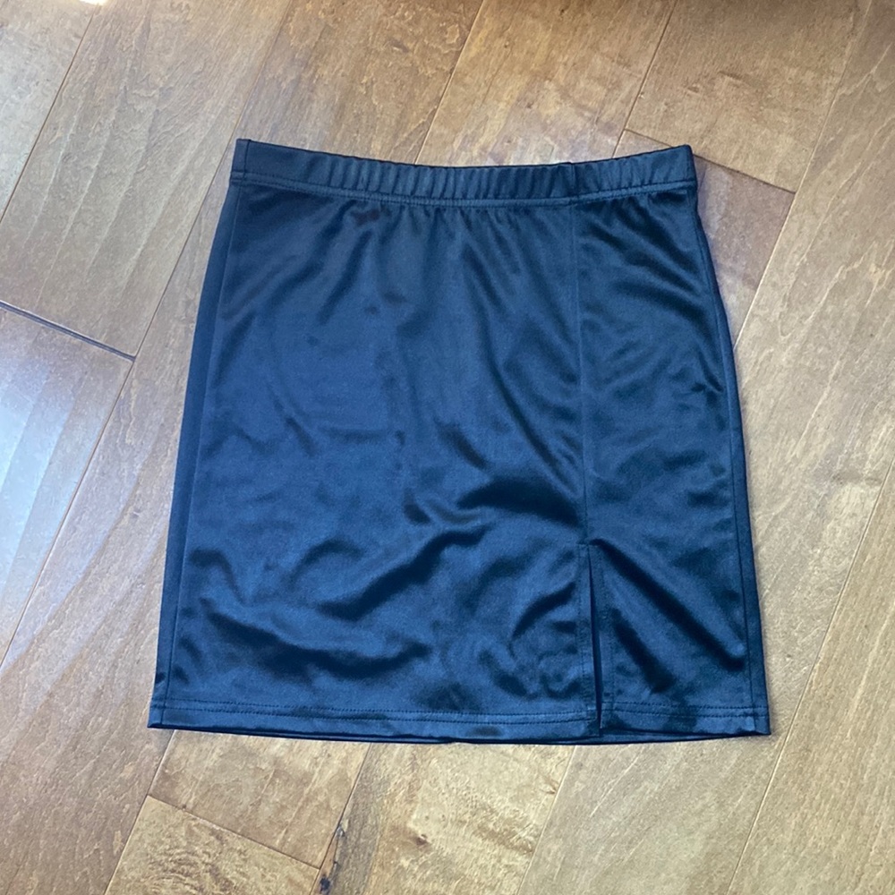 SHEIN black miniskirt